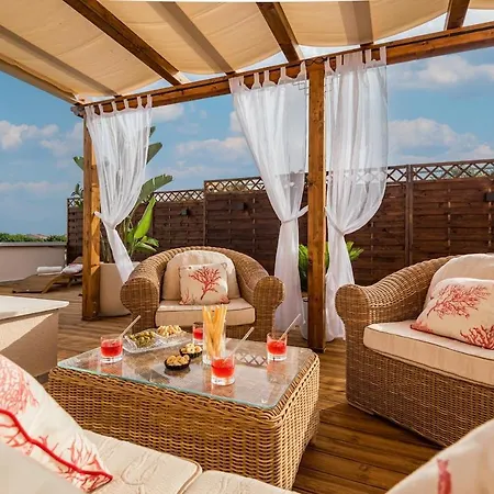 Rooftop Sealavie, Jacuzzi E Terrazza Privata Апартаменты Виареджо