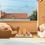 Apartment Rooftop Sealavie, Jacuzzi E Terrazza Privata Viareggio
