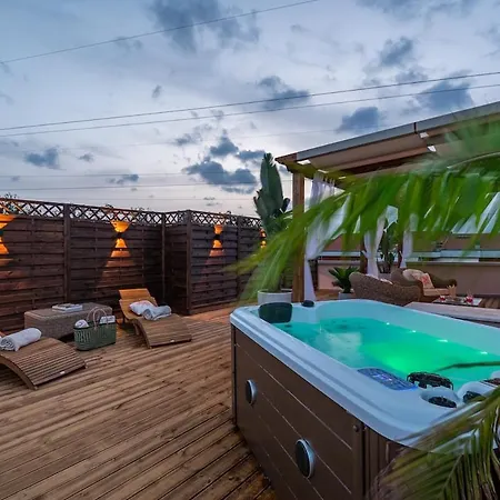 Apartman Rooftop Sealavie, Jacuzzi E Terrazza Privata Viareggio